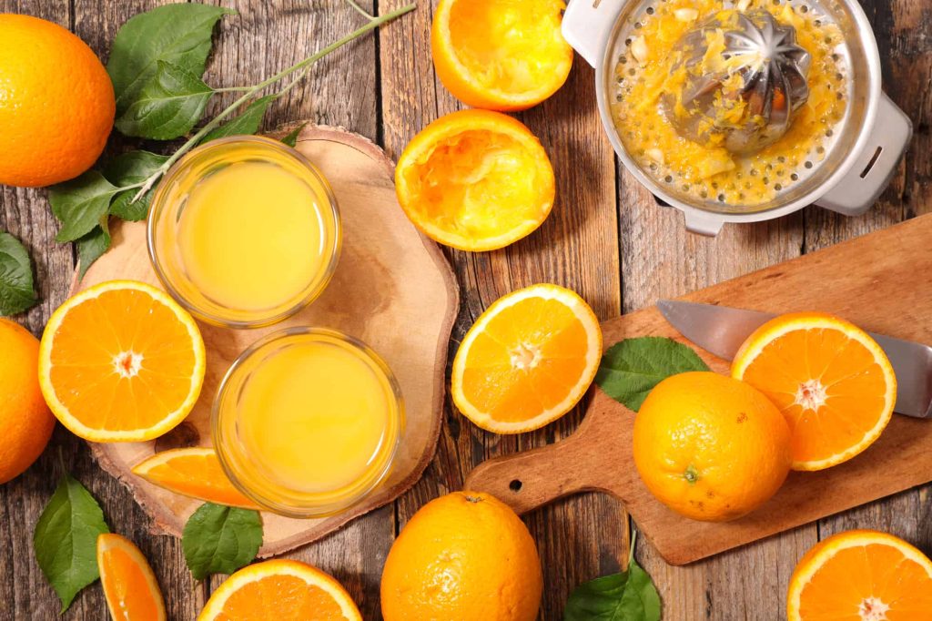 fresh orange and orange juices