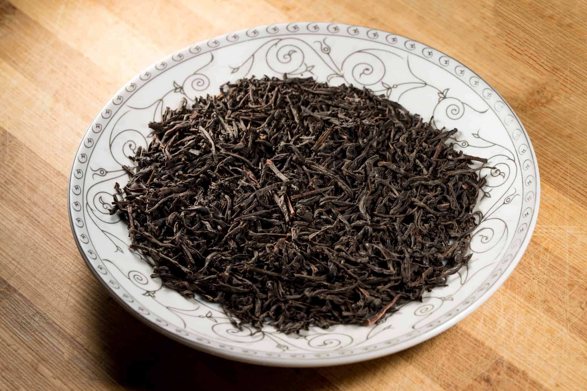 Is It Safe To Drink or Eat Tea Leaves? Risks and Benefits Cuisine Seeker