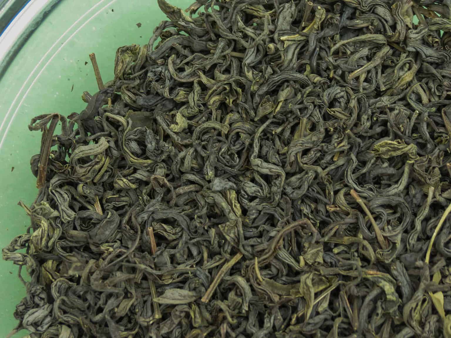 How To Dispose of Loose Tea Leaves (Sink, Drain, Garbage Disposal, and